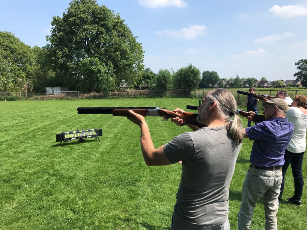 indoor en outdoor laser kleiduifschieten